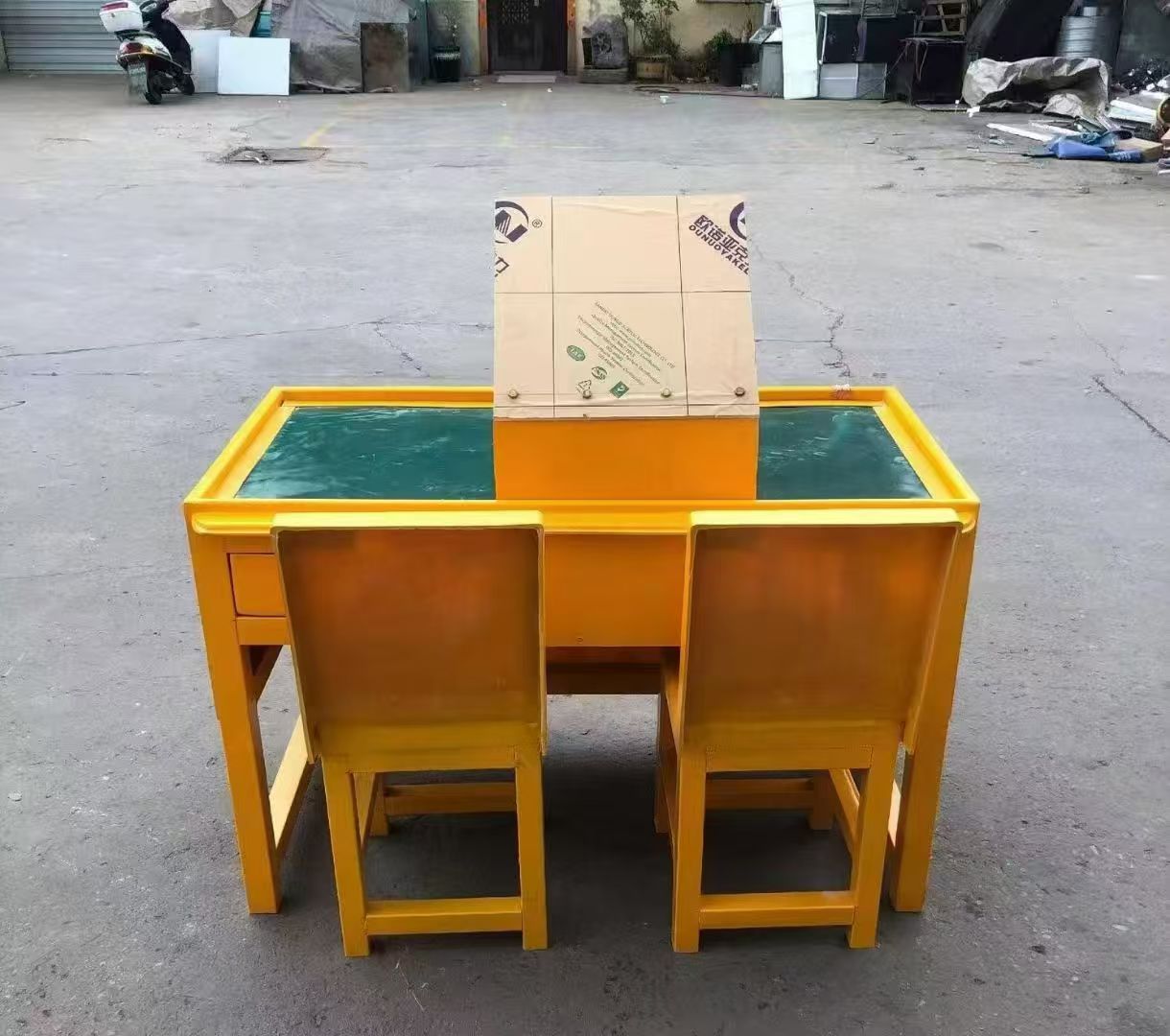 蓬江防静电导通桌井下煤矿火工品发放桌：危险品流转的安全守护者